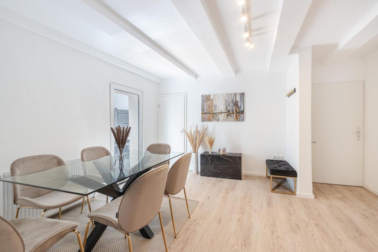 Terrace Apartment With 5 Rooms, Whirlpool And Bbq Augsburg Exterior foto